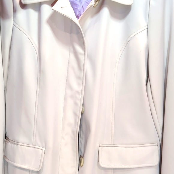🐳Great Condition Larry Levine Cream Trench Coat Size Small - Picture 4 of 6